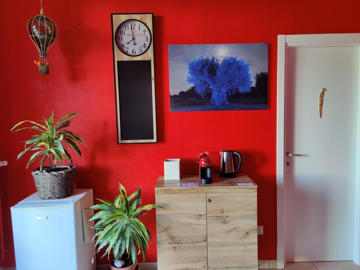 Art Rooms Joyful People Alberobello Bagian luar foto