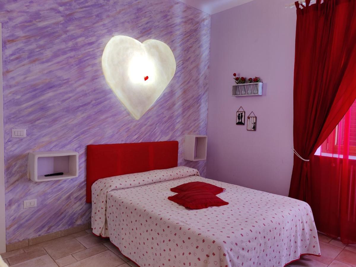Art Rooms Joyful People Alberobello Bagian luar foto