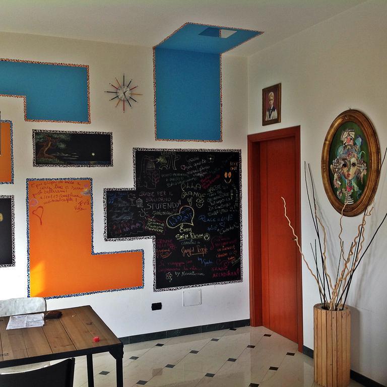 Art Rooms Joyful People Alberobello Bagian luar foto